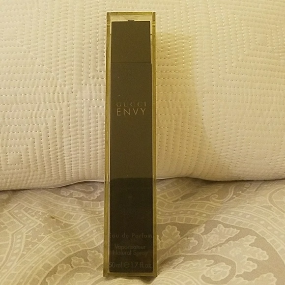 gucci envy for her